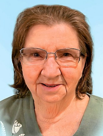 Mme Jeannette St-Pierre