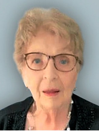 Mme Percide Deschênes