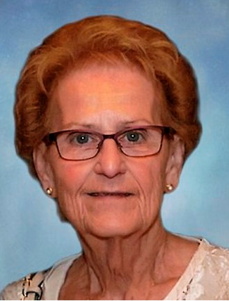 Mme Antoinette Dumas
