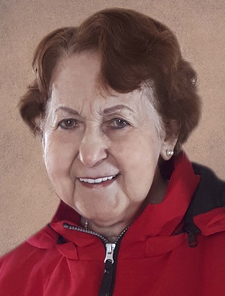 Mme Marthe Côté