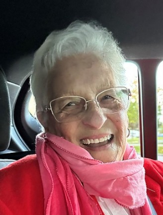 Mme Colombe Simard