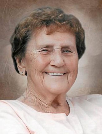 Mme Antoinette Côté