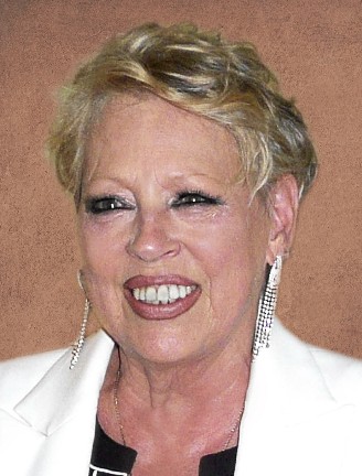 Mme Doris Desbiens