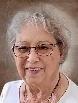 Mme Yolande Simard