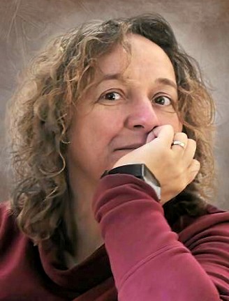 Mme Suzanne Desbiens
