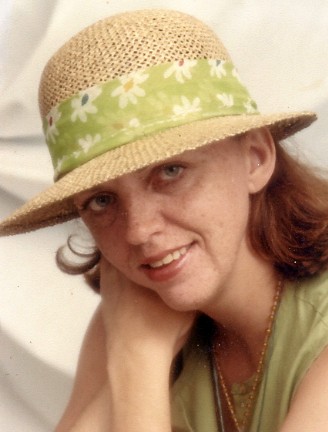 Mme Christine Côté