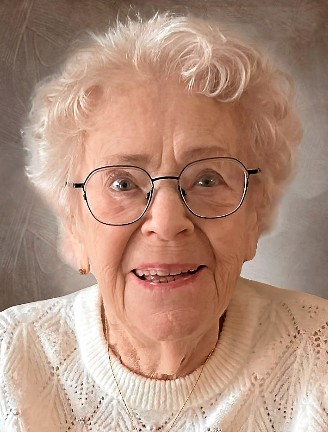 Mme Claire Routhier