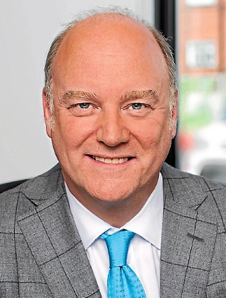 Dr Francis Engel