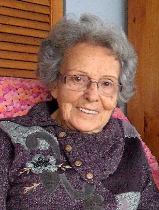 Mme Constance Ethier Joly