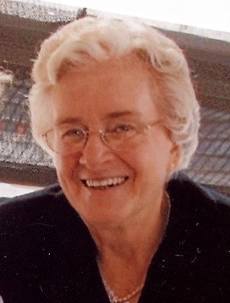 Mme Rita Drapeau Couture