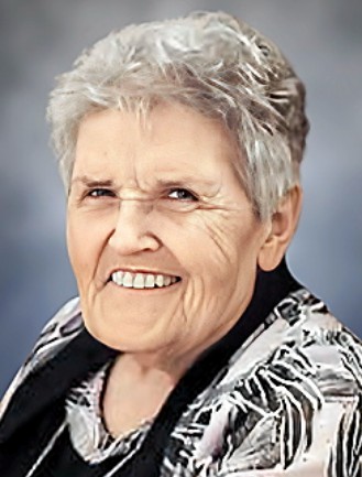 Pierrette Moffet (née Paquet)