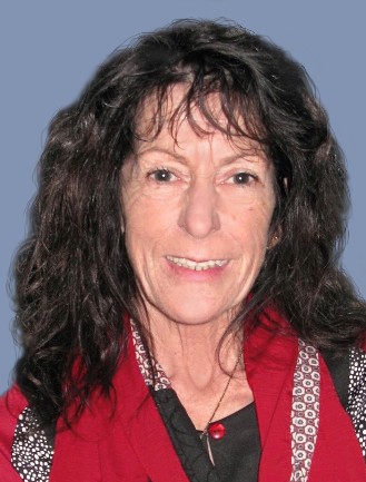 Mme Lise Deschênes