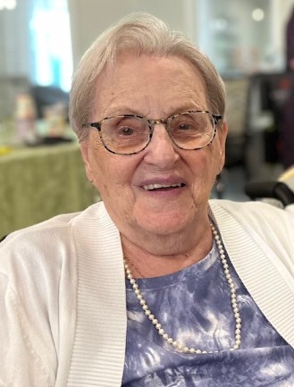 Georgette Pinard-Fortier (Née Beaulieu)