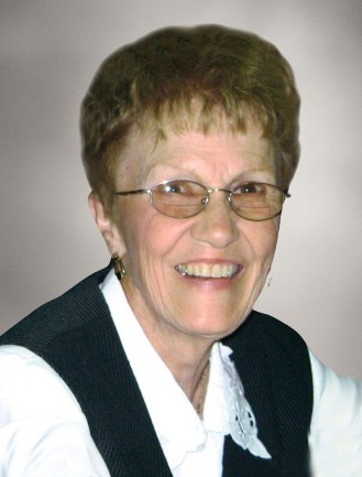 Éliane Chartrand (née Desrochers)
