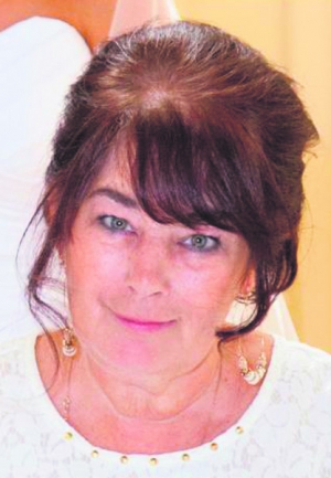 PAQUETTE MONIQUE