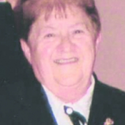 ROBERT-PROULX EVELINE