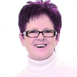 BROUSSEAU ÉLAINE