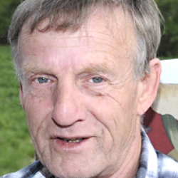 LAROUCHE ANDRÉ
