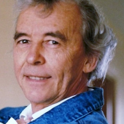 BOUCHER Dr Daniel