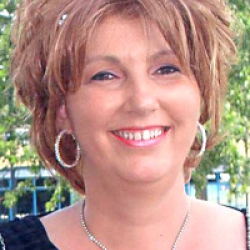 CÔTÉ ESTHER