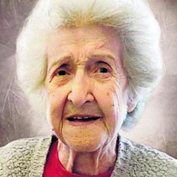CLAVEAU HÉLÈNE