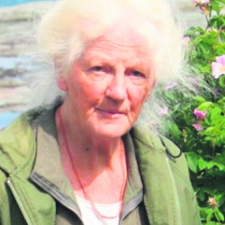 PARÉ Anne