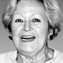 LAJOIE-RACINE Hélène