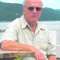 CAREAU René