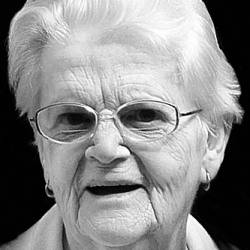 PARENT PAULINE