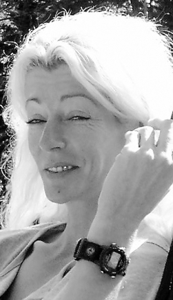 JUTRAS CAROLYNE