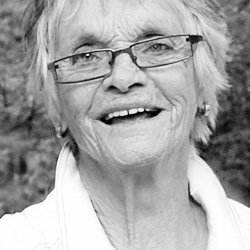 BRUNEAU, DORIS (CORRIVEAU)