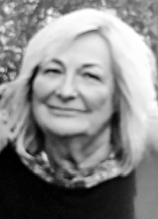 MASTERS, Suzanne