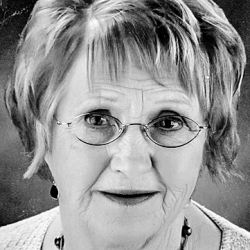 VADNAIS PIERRETTE