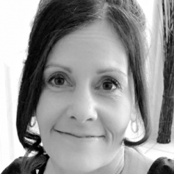 LUSSIER, ANNIE